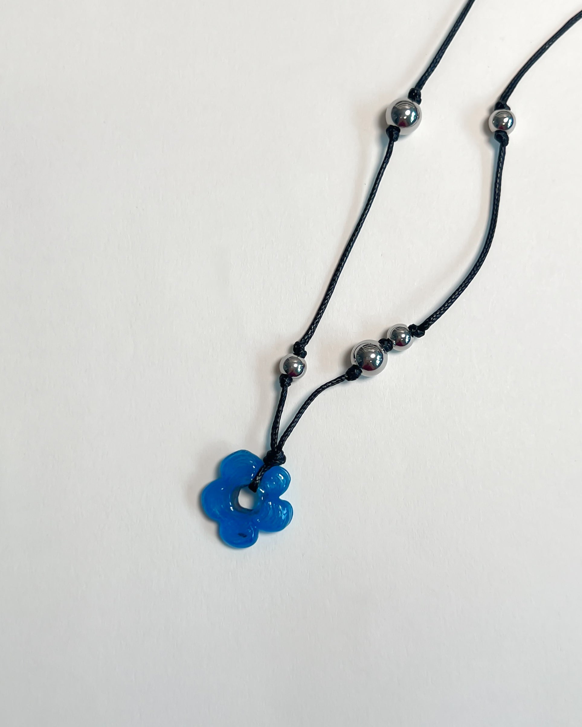 Cosmo Mini Fleur Necklace