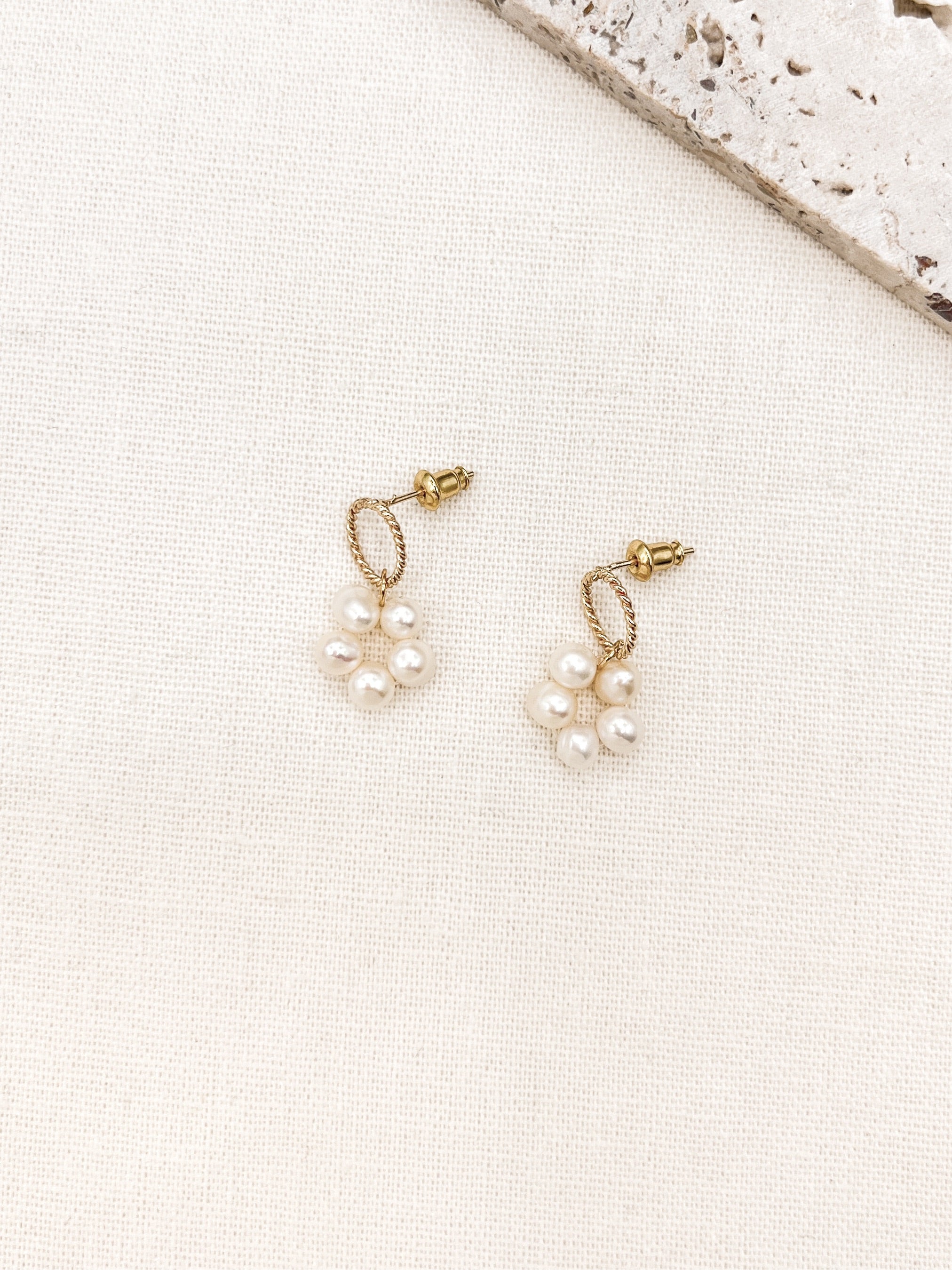 Fleur Mini Earrings